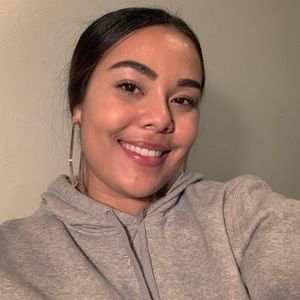 Meet your Posher, Alexandria